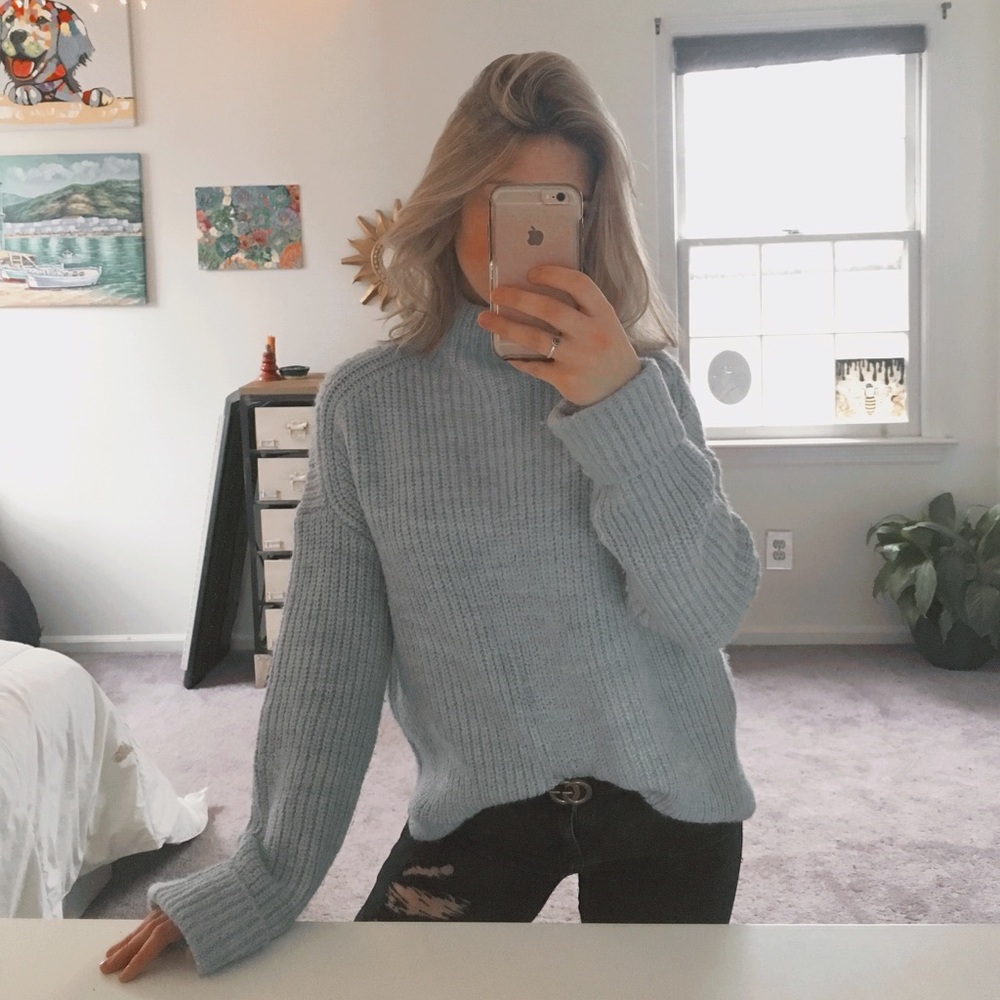 Turtleneck Sweater ミ☆